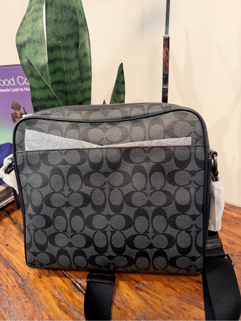 Coach Charles Camera Bag In Signature Canvas With Wolf Motif F31337 NWT - Picture 5 of 16